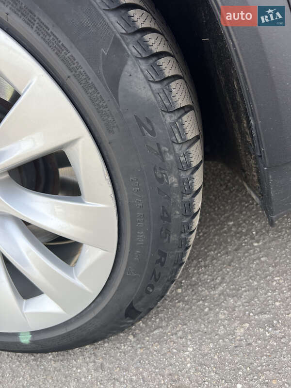Позашляховик / Кросовер Tesla Model X 2018 в Києві