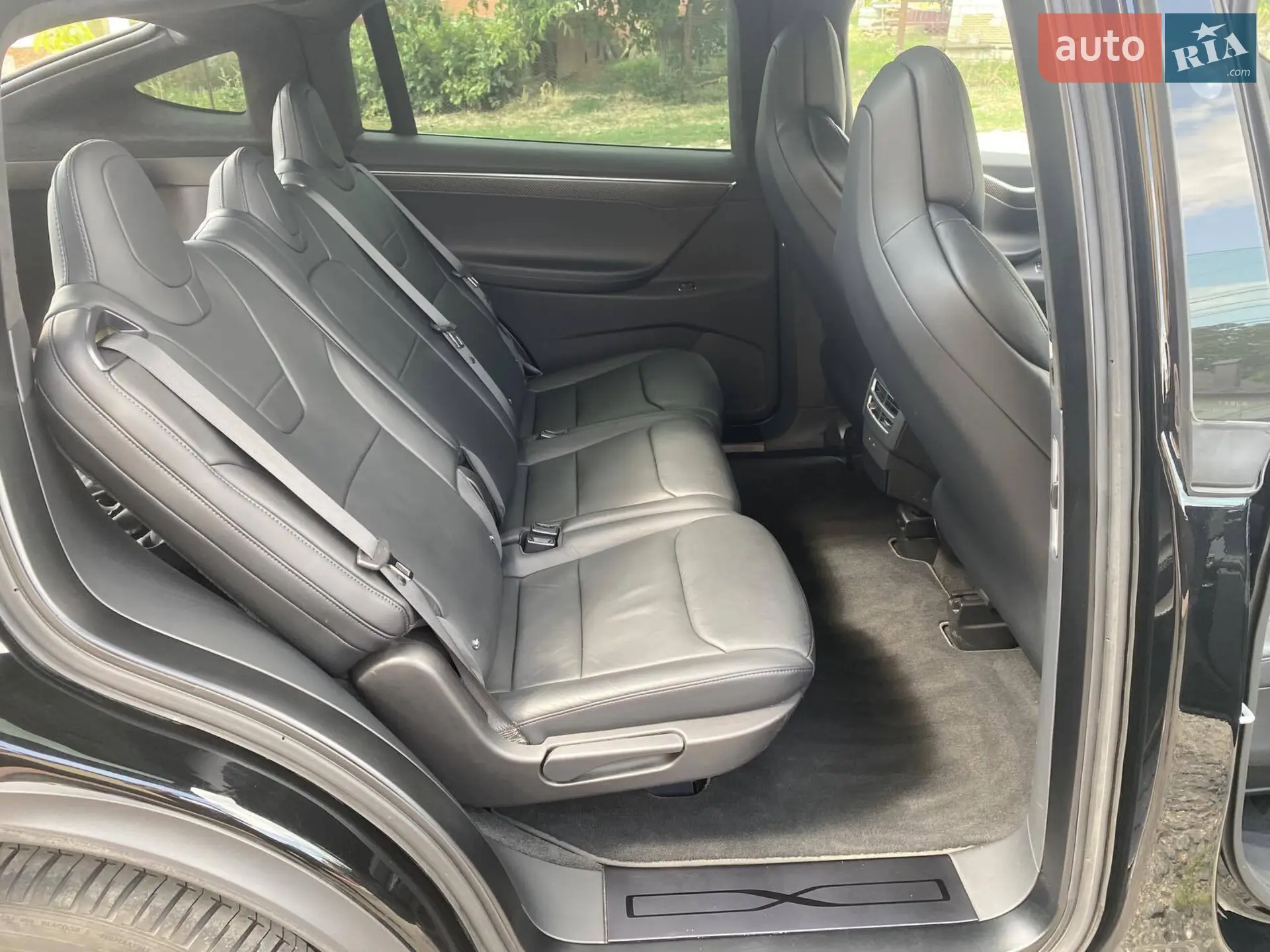Tesla Model X 2017 VIN 5YJXCDE28HF046146 фото оголошення 24 з 26