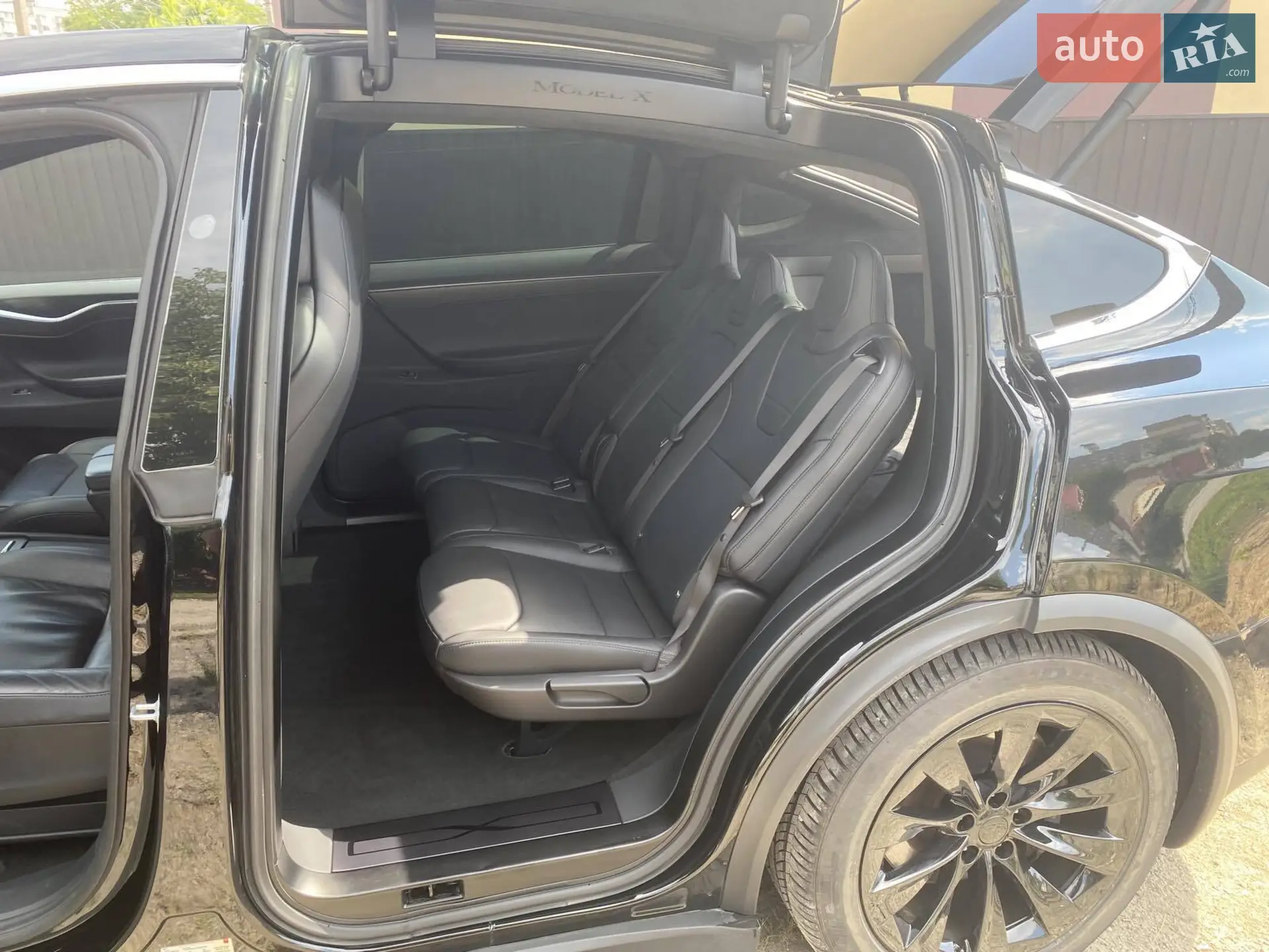 2017 Tesla Model X - мініатюра 16