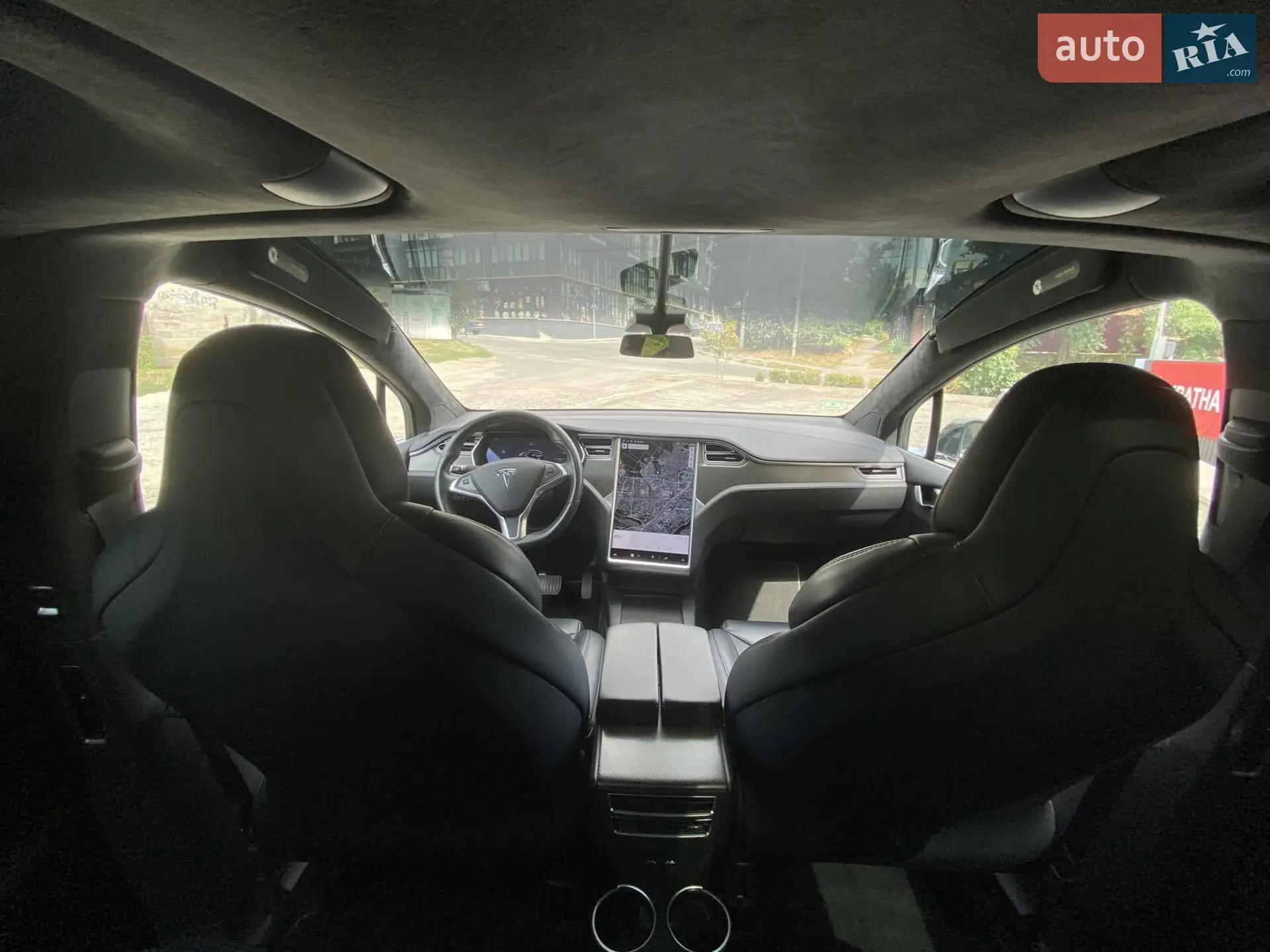 Tesla Model X 2017 VIN 5YJXCDE28HF046146 фото оголошення 15 з 26