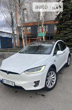 Внедорожник / Кроссовер Tesla Model X 2018 в Киеве