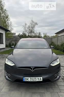 Внедорожник / Кроссовер Tesla Model X 2020 в Ровно
