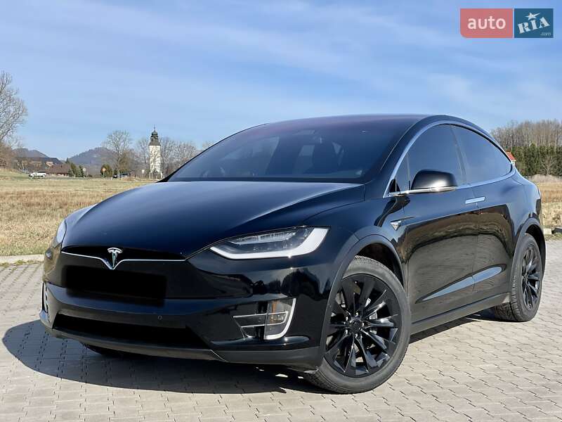 Позашляховик / Кросовер Tesla Model X 2017 в Житомирі
