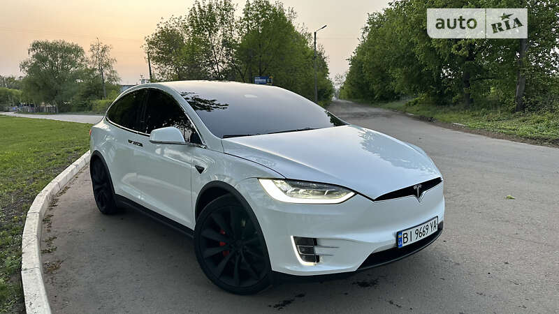 Внедорожник / Кроссовер Tesla Model X 2020 в Полтаве