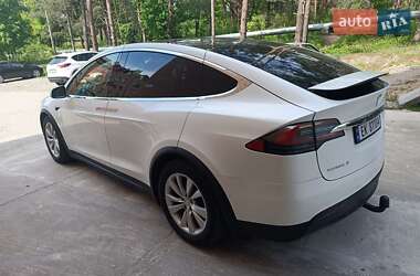 Внедорожник / Кроссовер Tesla Model X 2018 в 