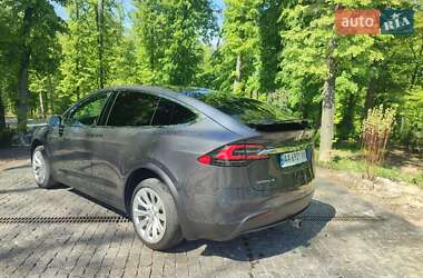 Внедорожник / Кроссовер Tesla Model X 2016 в 
