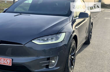 Внедорожник / Кроссовер Tesla Model X 2020 в Ровно