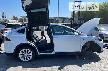 Внедорожник / Кроссовер Tesla Model X 2018 в Луцке