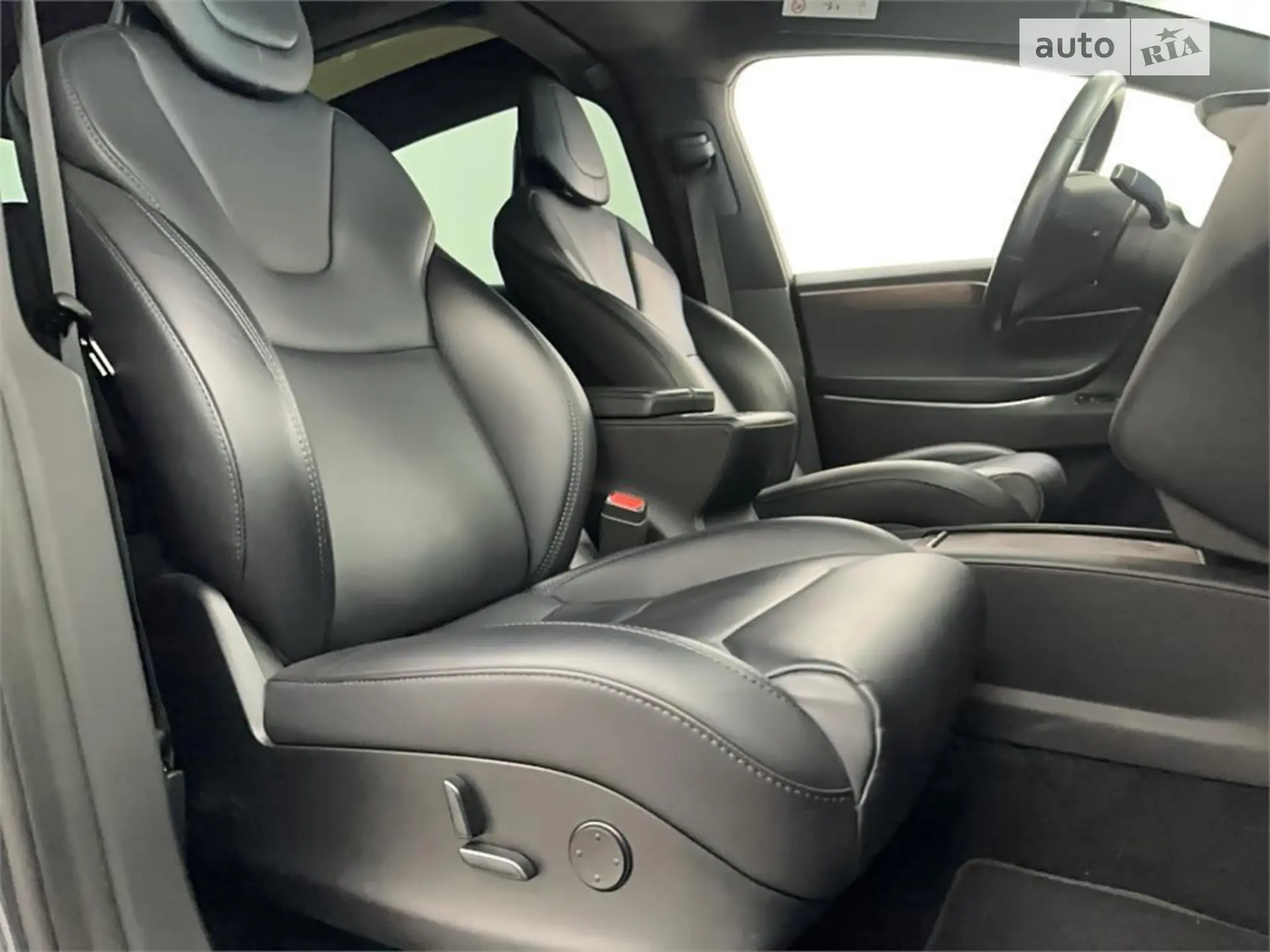2018 Tesla Model X - мініатюра 66