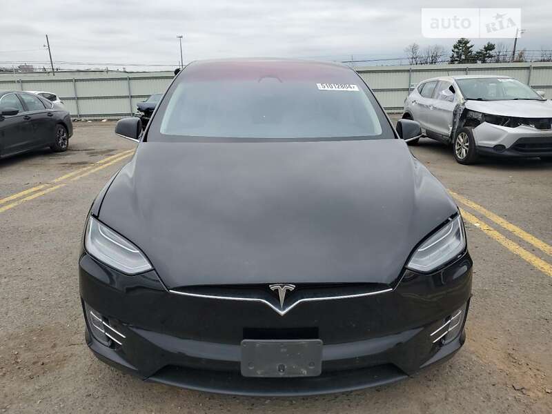 Позашляховик / Кросовер Tesla Model X 2018 в Львові