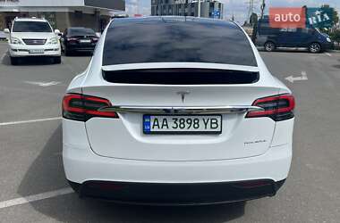 Внедорожник / Кроссовер Tesla Model X 2019 в Киеве