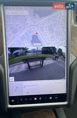 Внедорожник / Кроссовер Tesla Model X 2019 в Киеве