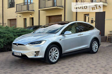 Внедорожник / Кроссовер Tesla Model X 2017 в Киеве