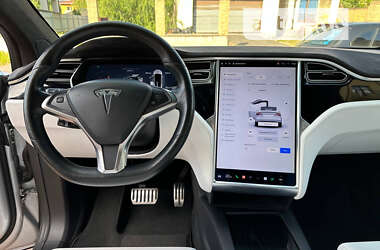 Внедорожник / Кроссовер Tesla Model X 2017 в Киеве