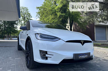 Позашляховик / Кросовер Tesla Model X 2019 в Дніпрі