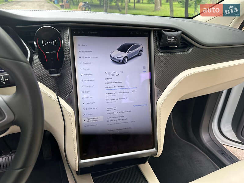 Внедорожник / Кроссовер Tesla Model X 2018 в Киеве
