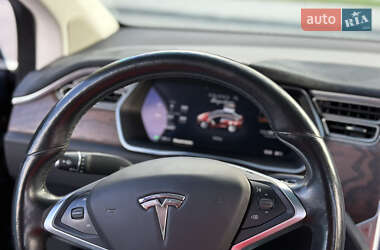 Позашляховик / Кросовер Tesla Model X 2015 в 