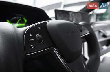 Позашляховик / Кросовер Tesla Model X 2022 в 