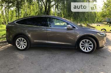 Позашляховик / Кросовер Tesla Model X 2016 в Саврані