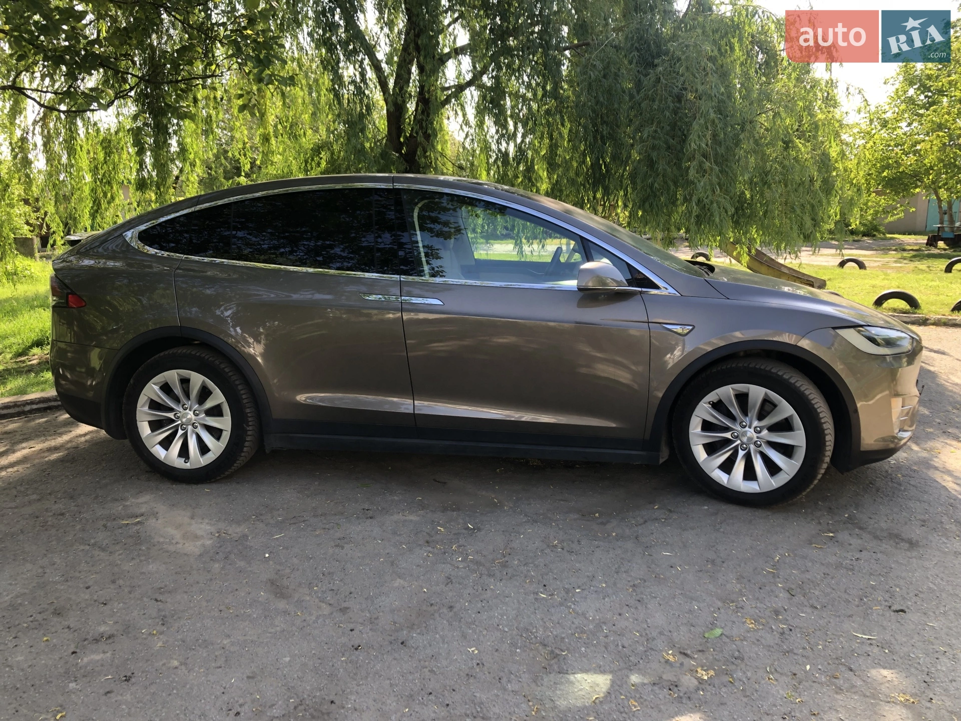 2016 Tesla Model X - мініатюра 2