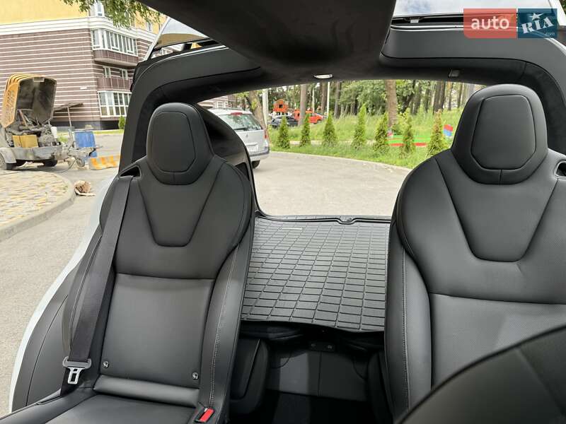 Позашляховик / Кросовер Tesla Model X 2022 в Чернігові