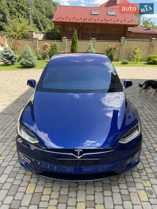 Внедорожник / Кроссовер Tesla Model X 2016 в Львове