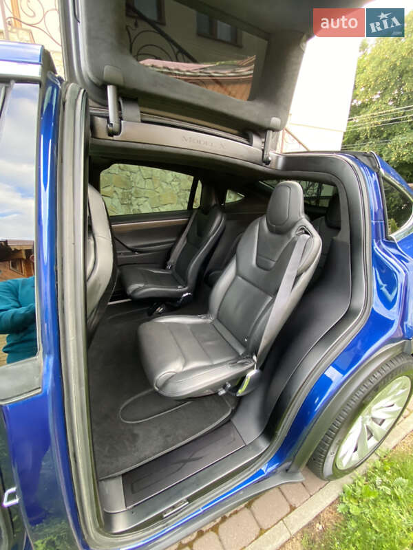 Внедорожник / Кроссовер Tesla Model X 2016 в Львове