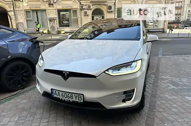 Tesla Model X 2018