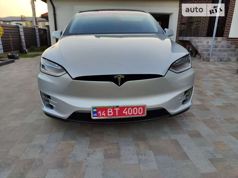 Внедорожник / Кроссовер Tesla Model X 2016 в Львове фото 3 Внедорожник / Кроссовер Tesla Model X 2016 в Львове