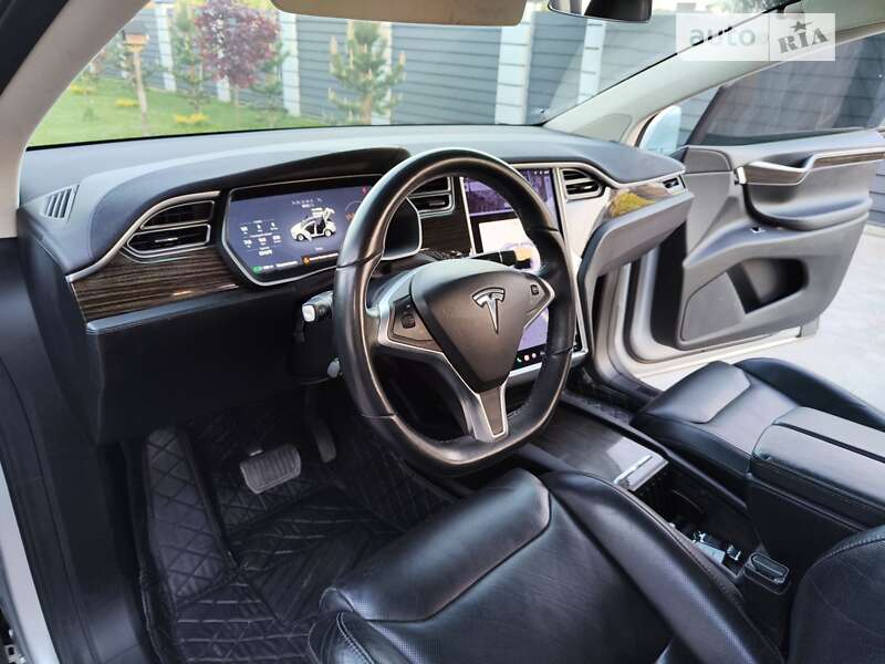 Внедорожник / Кроссовер Tesla Model X 2016 в Львове фото 11 Внедорожник / Кроссовер Tesla Model X 2016 в Львове