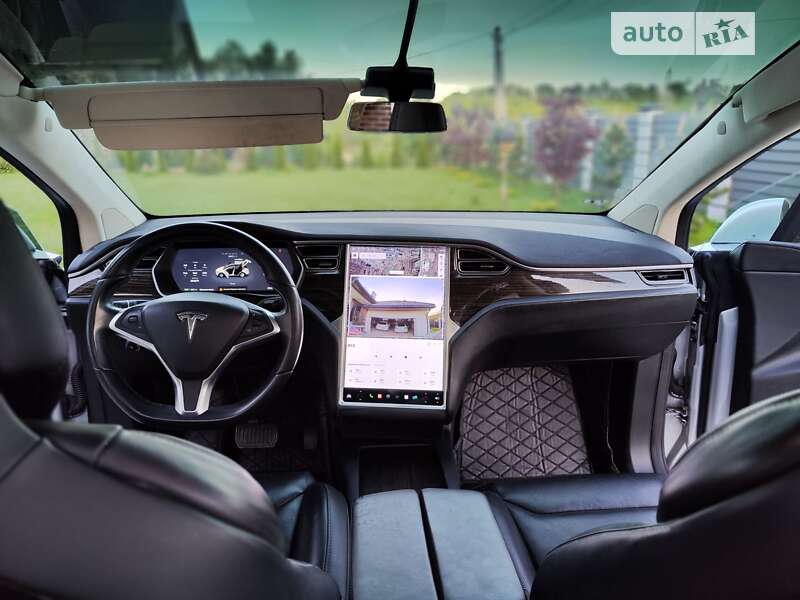 Внедорожник / Кроссовер Tesla Model X 2016 в Львове фото 21 Внедорожник / Кроссовер Tesla Model X 2016 в Львове