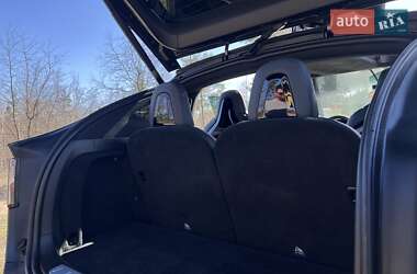 Позашляховик / Кросовер Tesla Model X 2016 в 