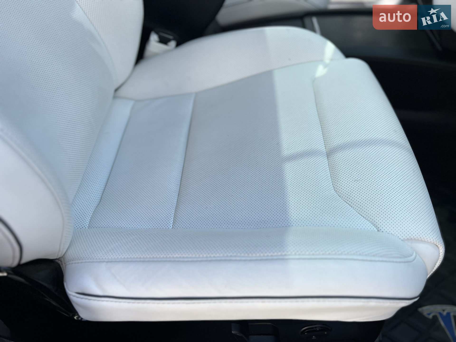 2016 Tesla Model X - мініатюра 25