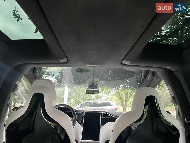 Внедорожник / Кроссовер Tesla Model X 2017 в Харькове