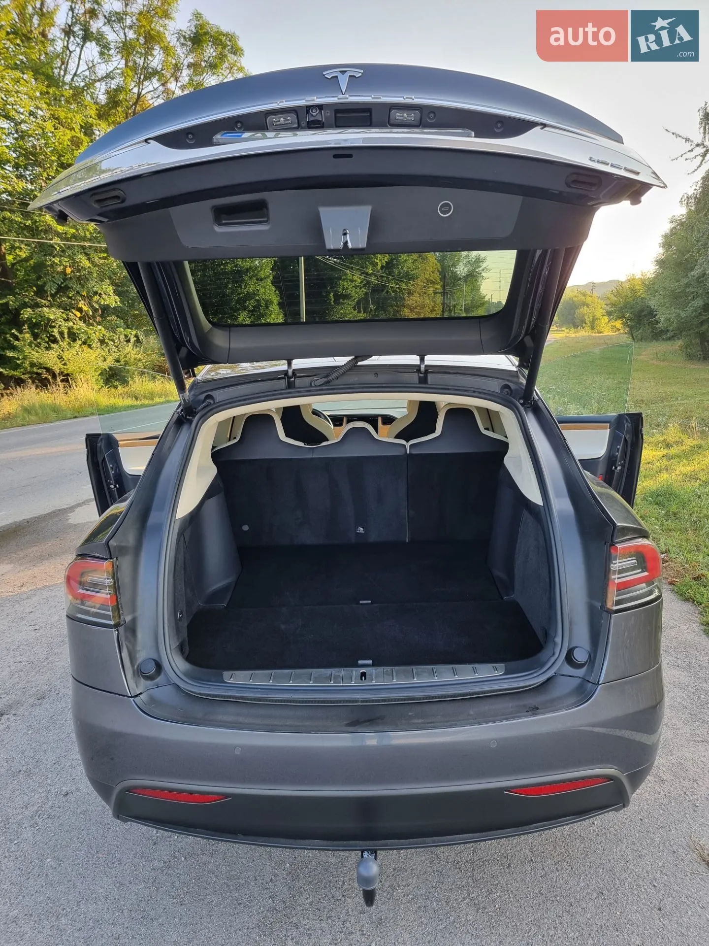 2018 Tesla Model X - мініатюра 8