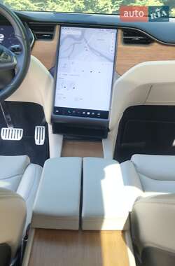 Внедорожник / Кроссовер Tesla Model X 2020 в Стрые