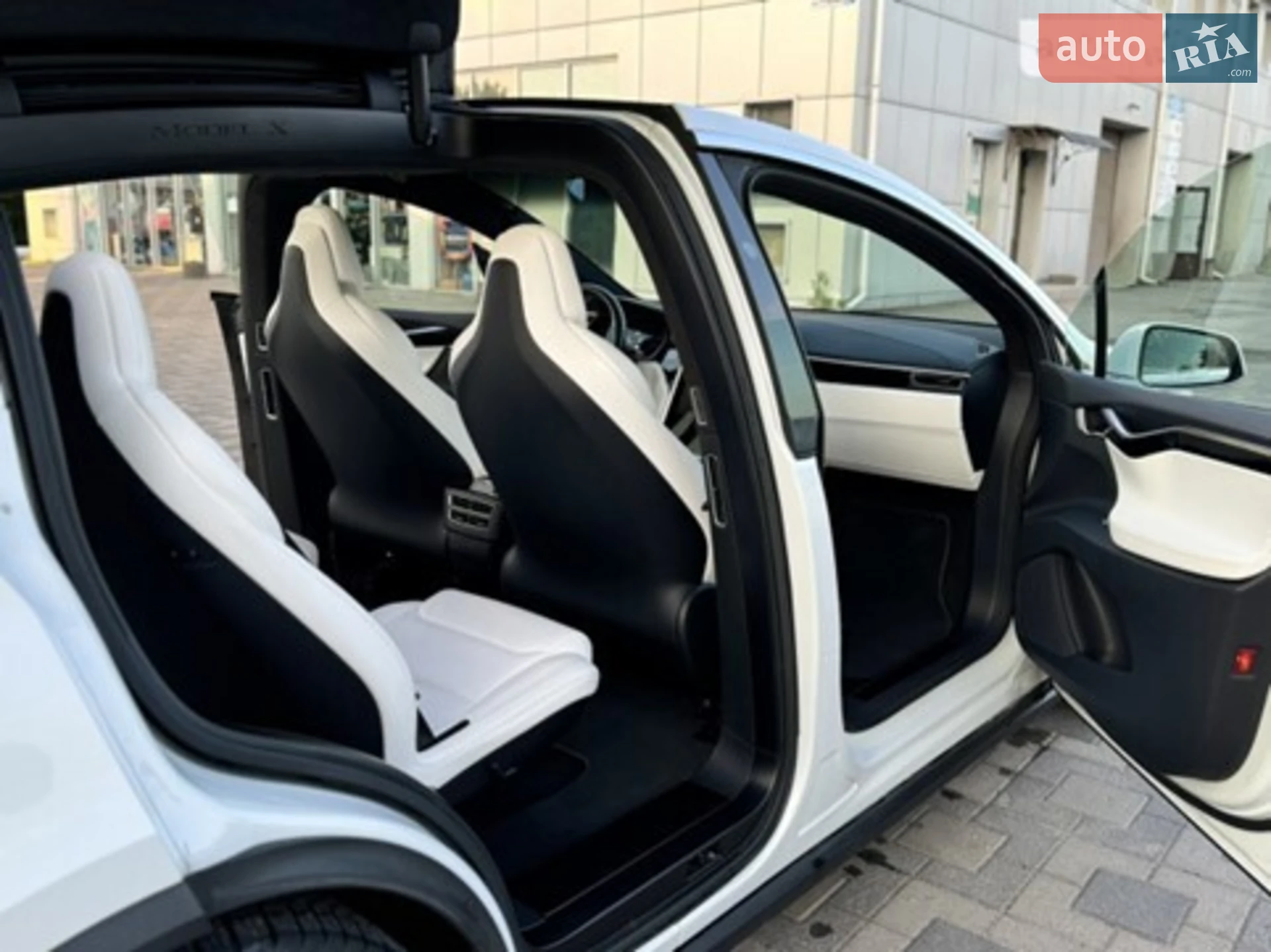 2017 Tesla Model X - мініатюра 2