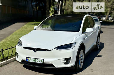 Позашляховик / Кросовер Tesla Model X 2018 в Дніпрі