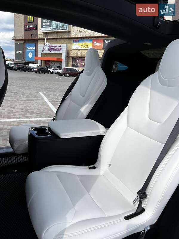 Позашляховик / Кросовер Tesla Model X 2019 в Харкові