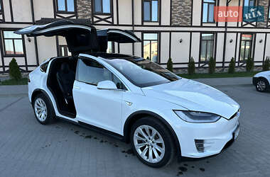 Позашляховик / Кросовер Tesla Model X 2016 в Радехові