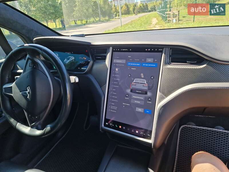 Позашляховик / Кросовер Tesla Model X 2018 в Хмельницькому