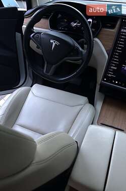 Внедорожник / Кроссовер Tesla Model X 2018 в Ковеле