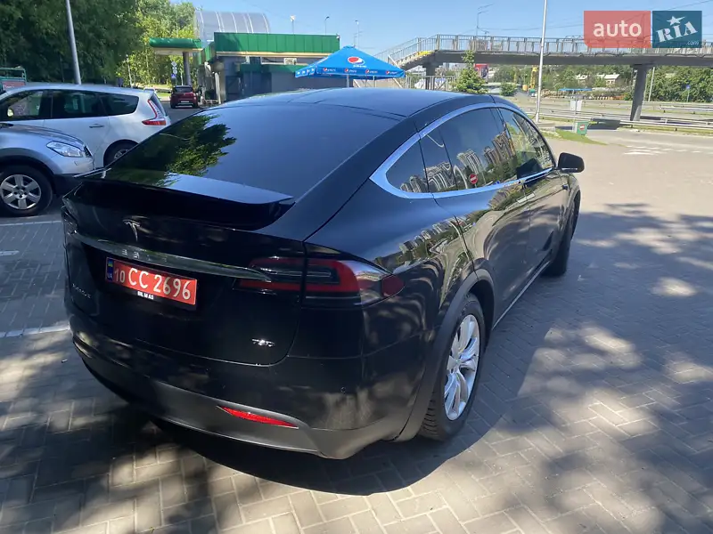 Tesla Model X 2017