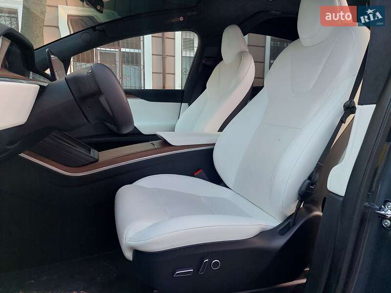 Внедорожник / Кроссовер Tesla Model X 2022 в Одессе