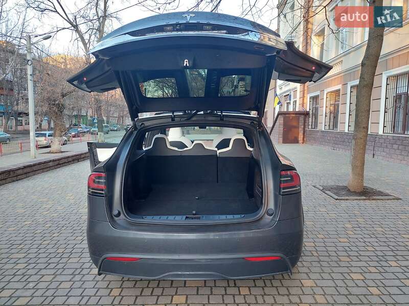 Внедорожник / Кроссовер Tesla Model X 2022 в Одессе