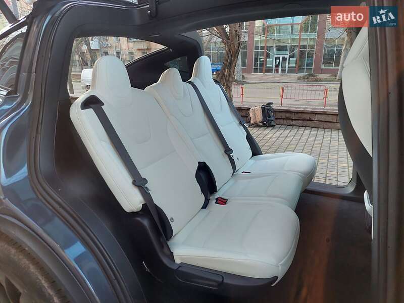 Внедорожник / Кроссовер Tesla Model X 2022 в Одессе