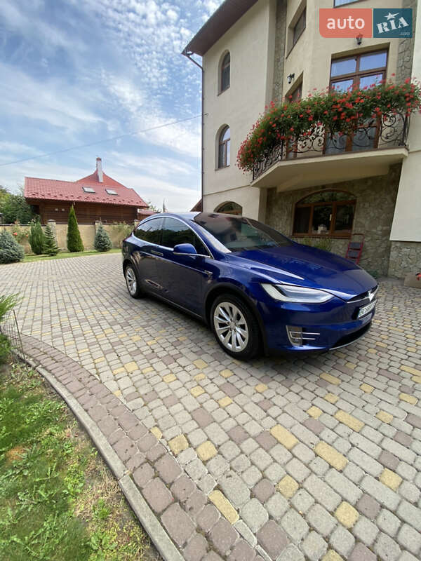 Внедорожник / Кроссовер Tesla Model X 2016 в Львове