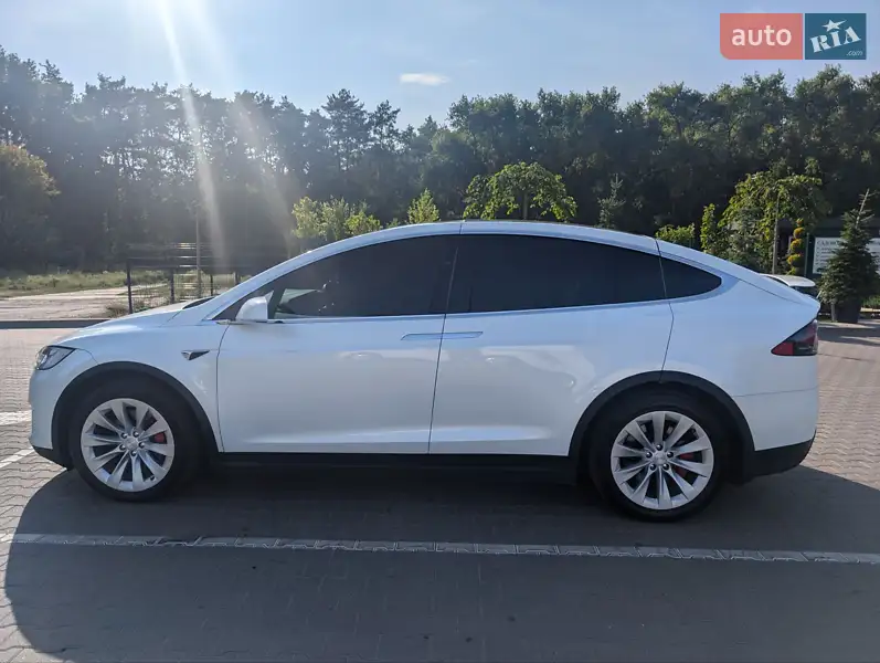 Внедорожник / Кроссовер Tesla Model X 2019 в 