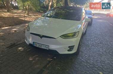 Внедорожник / Кроссовер Tesla Model X 2018 в 