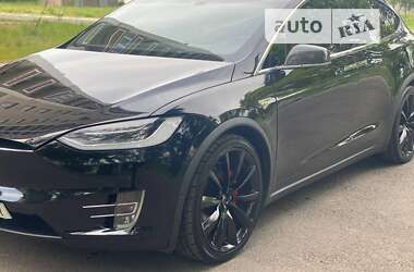 Позашляховик / Кросовер Tesla Model X 2016 в Харкові